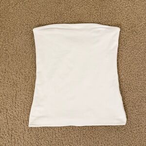 Aritzia “Original Contour Tube Top” in White size small !